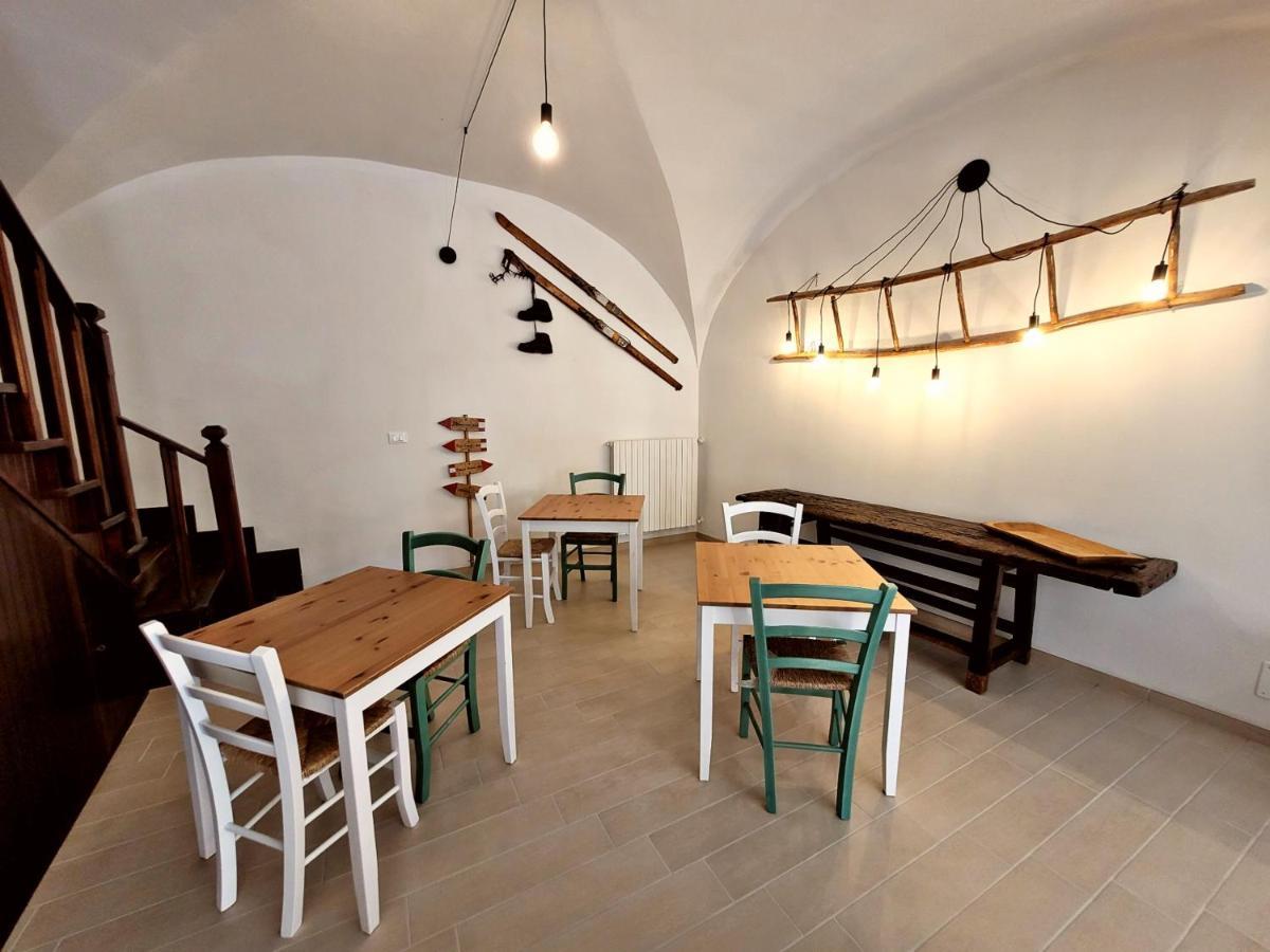 ラクイラ Il Bivacco Del Duomo Bed & Breakfast エクステリア 写真