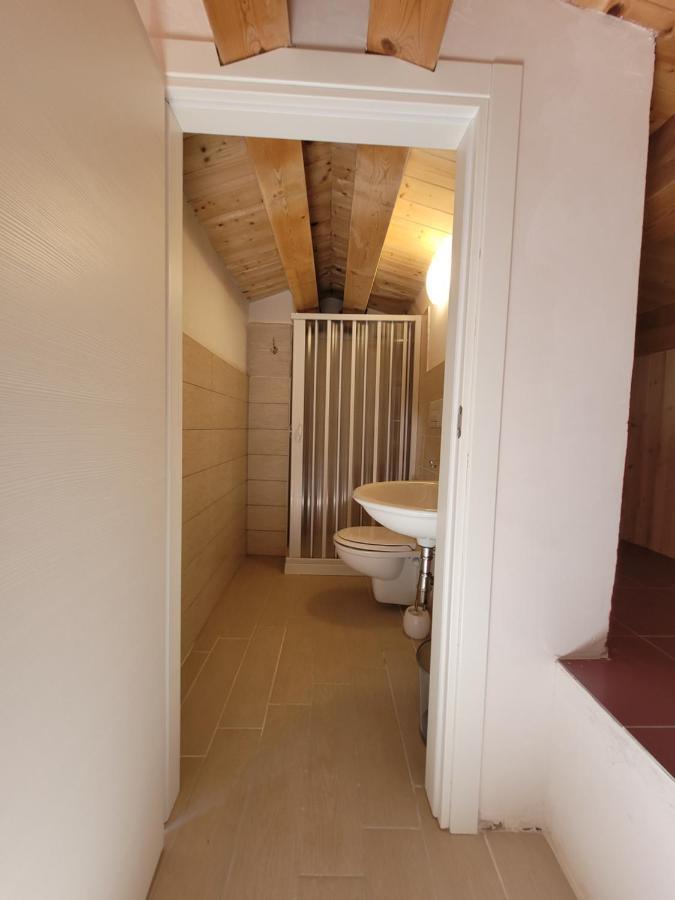ラクイラ Il Bivacco Del Duomo Bed & Breakfast エクステリア 写真