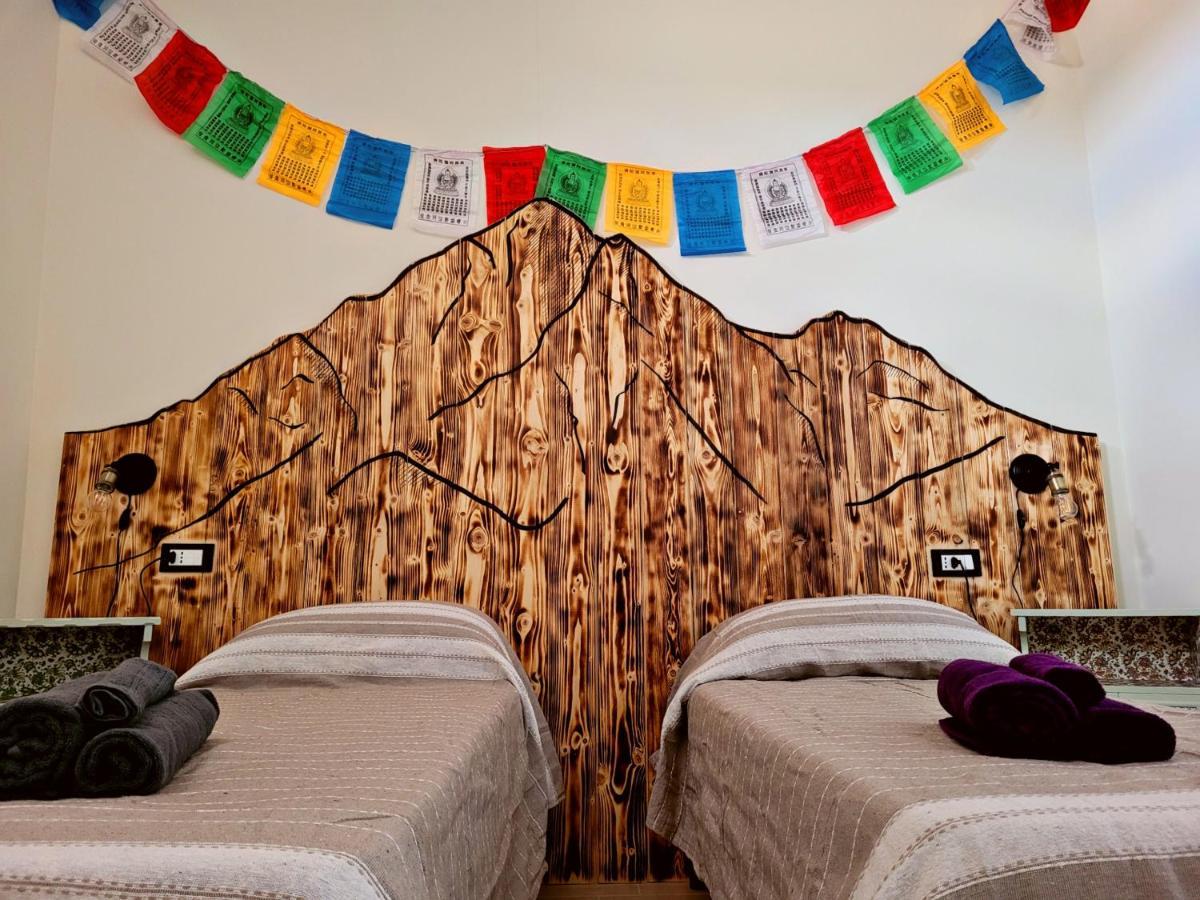ラクイラ Il Bivacco Del Duomo Bed & Breakfast エクステリア 写真