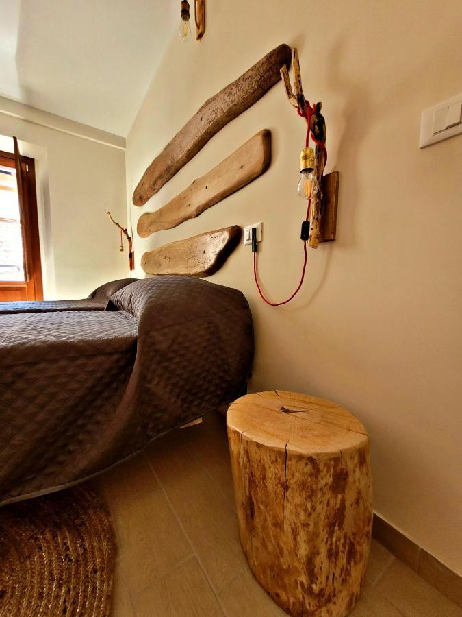 ラクイラ Il Bivacco Del Duomo Bed & Breakfast エクステリア 写真
