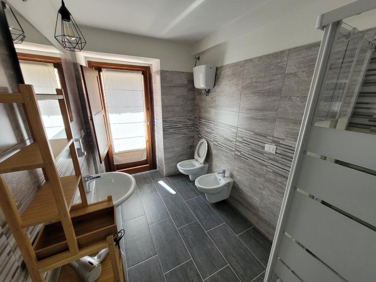 ラクイラ Il Bivacco Del Duomo Bed & Breakfast エクステリア 写真