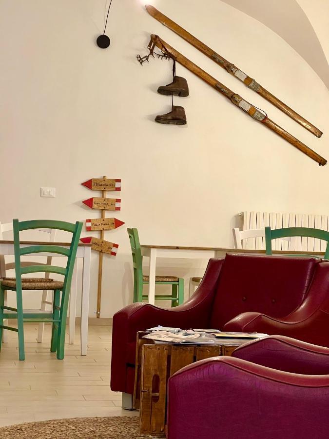 ラクイラ Il Bivacco Del Duomo Bed & Breakfast エクステリア 写真