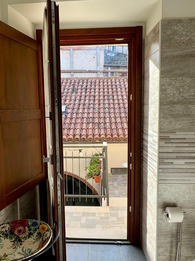 ラクイラ Il Bivacco Del Duomo Bed & Breakfast エクステリア 写真