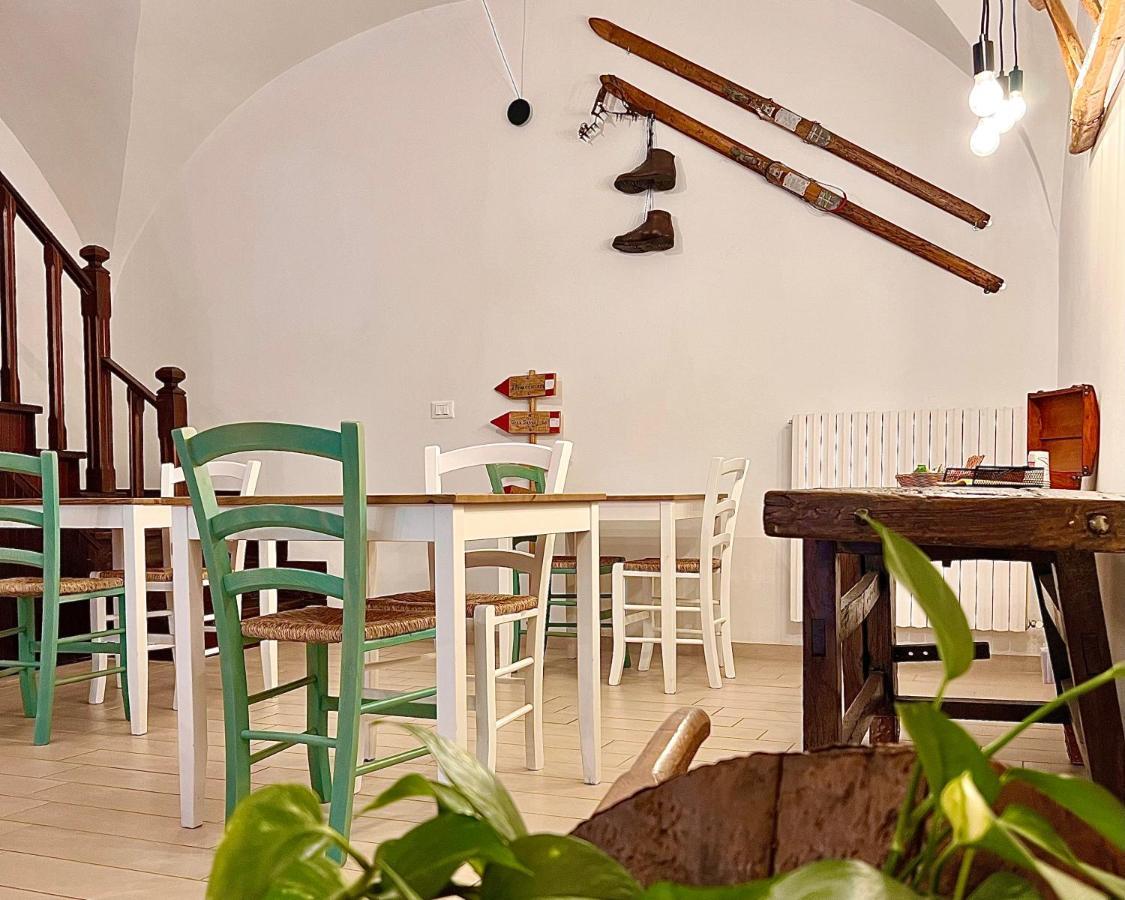 ラクイラ Il Bivacco Del Duomo Bed & Breakfast エクステリア 写真
